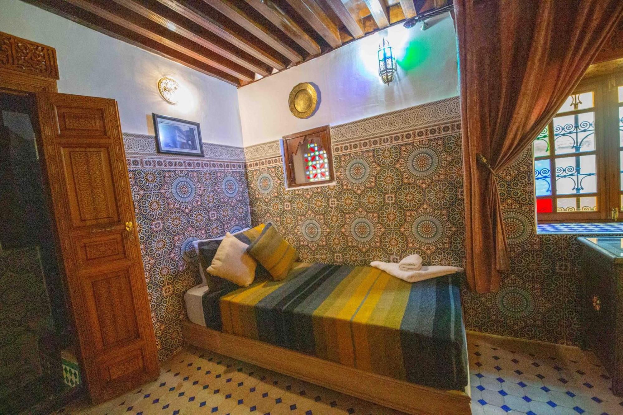 Riad Le Petit Patrimoine De Фес Экстерьер фото