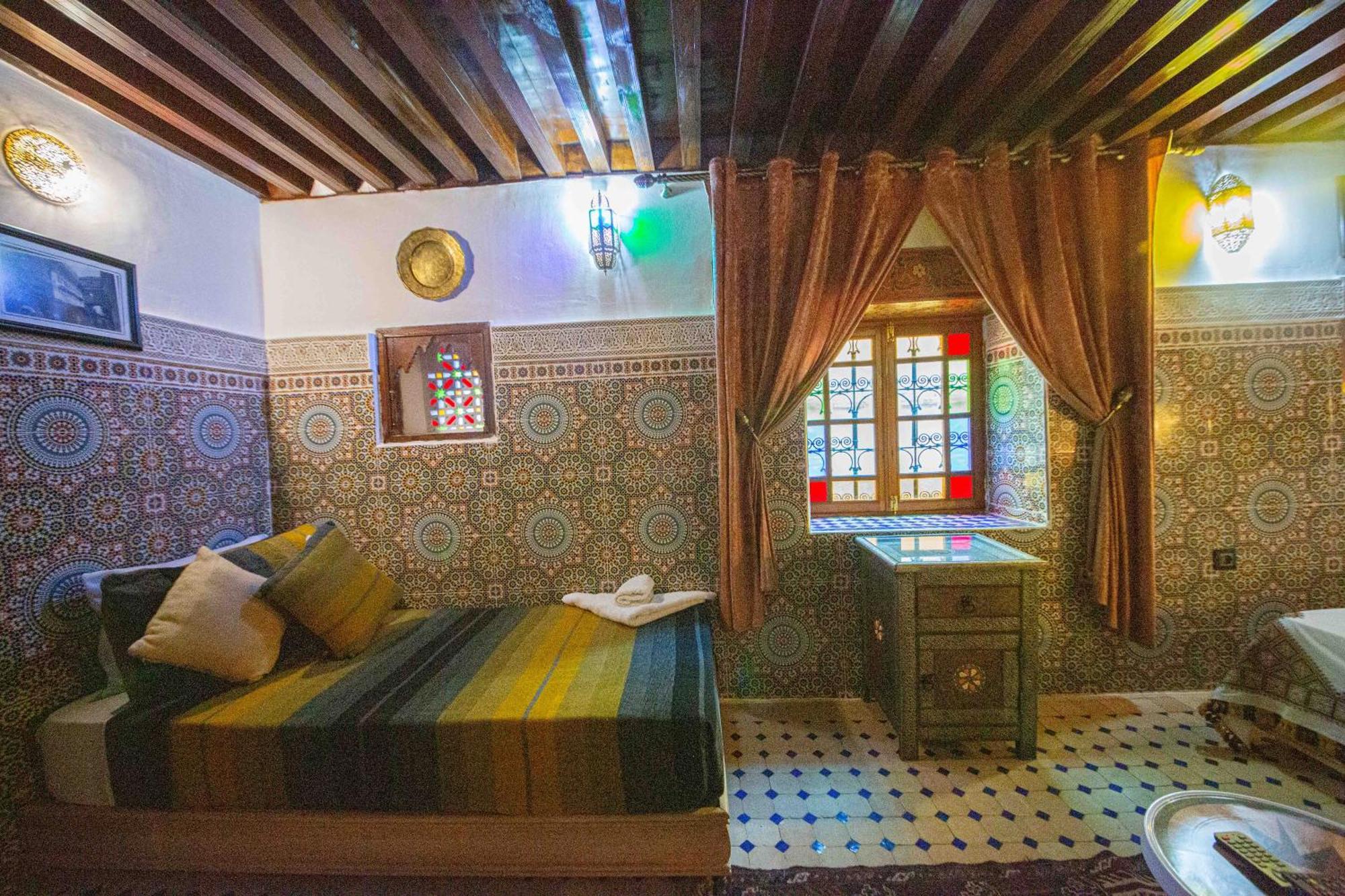 Riad Le Petit Patrimoine De Фес Экстерьер фото