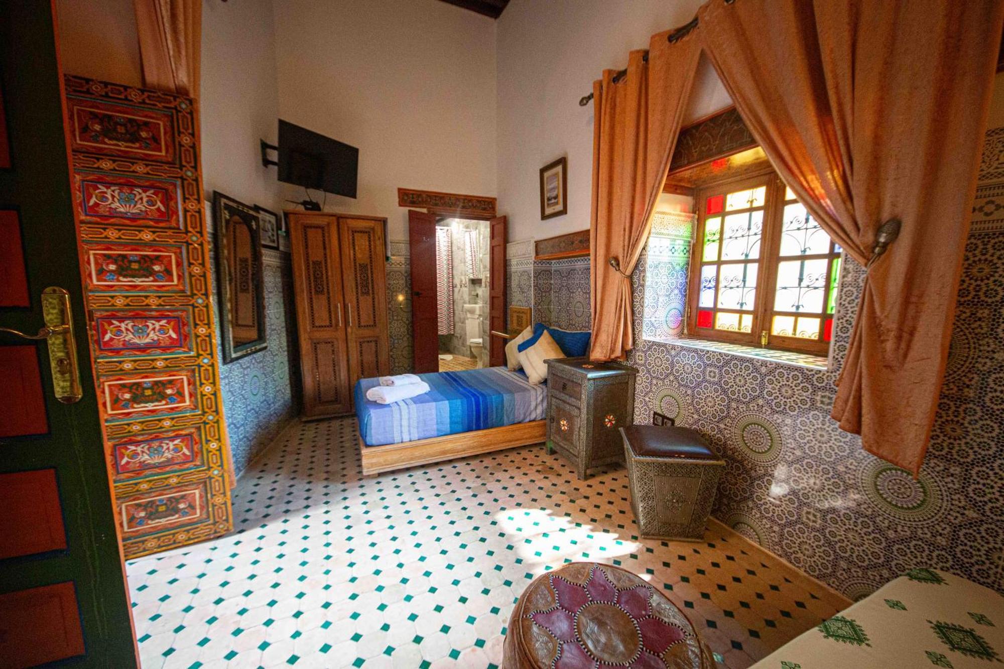 Riad Le Petit Patrimoine De Фес Экстерьер фото